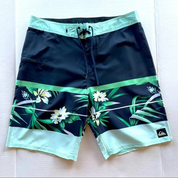 Quick Silver Short Size 36 Surf WaterMan - Picture 1 of 15